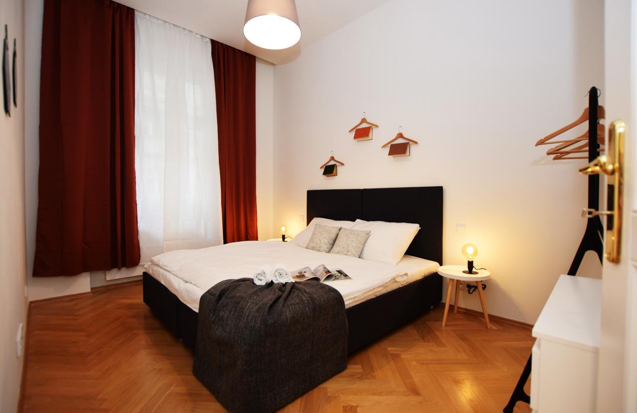 Rehorova Apartments Prague Phòng bức ảnh
